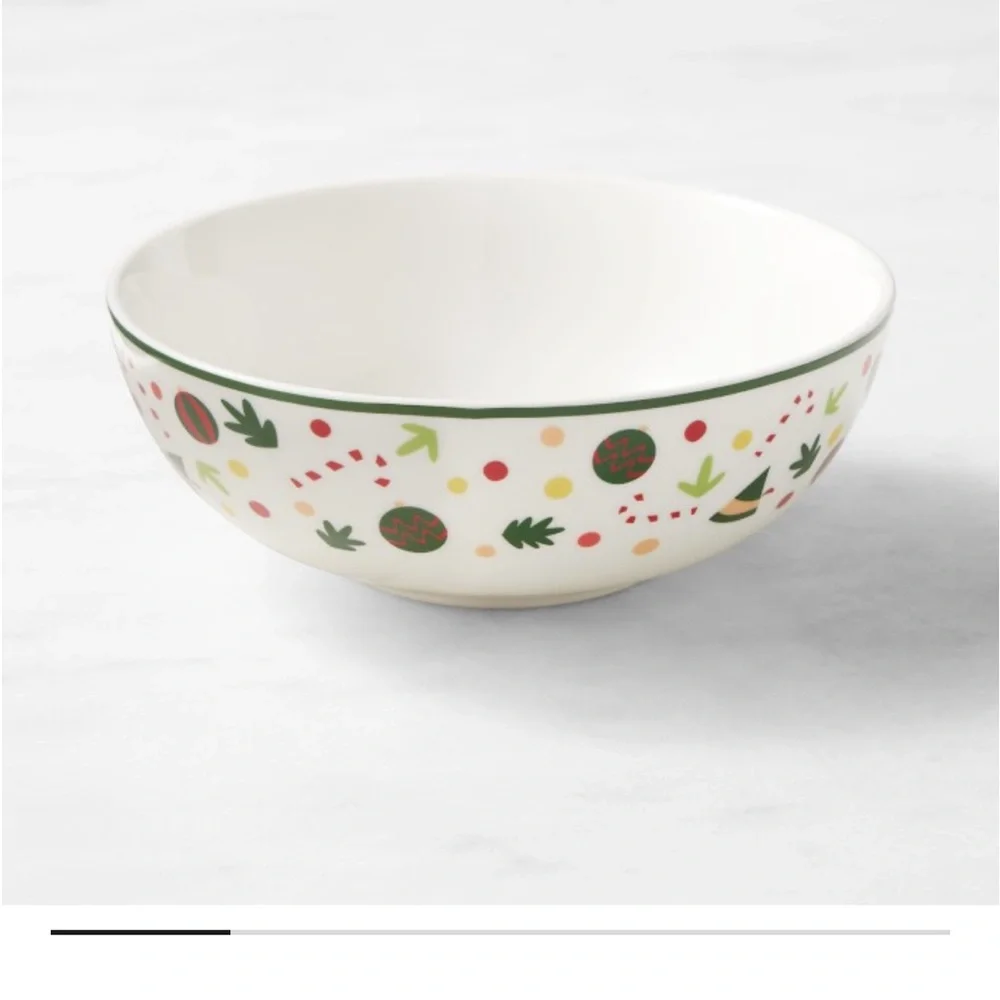 NEW without box Williams Sonoma Elf Cereal Bowls (4)